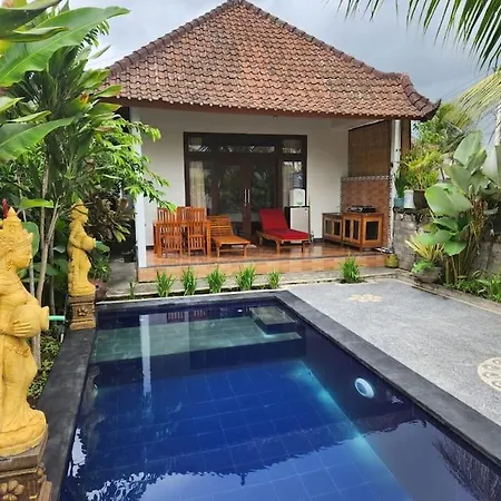 2 Villas - 2 Pools - Sleeps 9